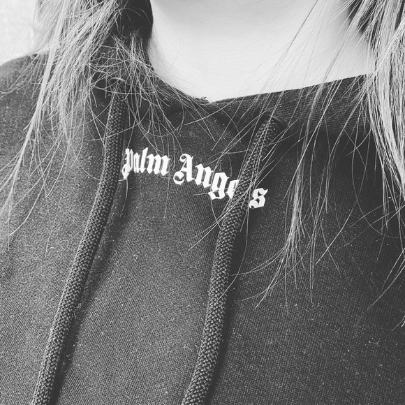 ✈️sold✈️Palm Angels Classic black hoodie - Picture 2 of 11